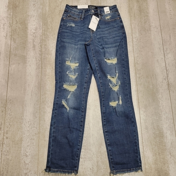 JUDY BLUE Boyfriend Fit Jeans Distressed Medium Wash Stretch Women's Size 24 / 0 - Picture 3 of 12